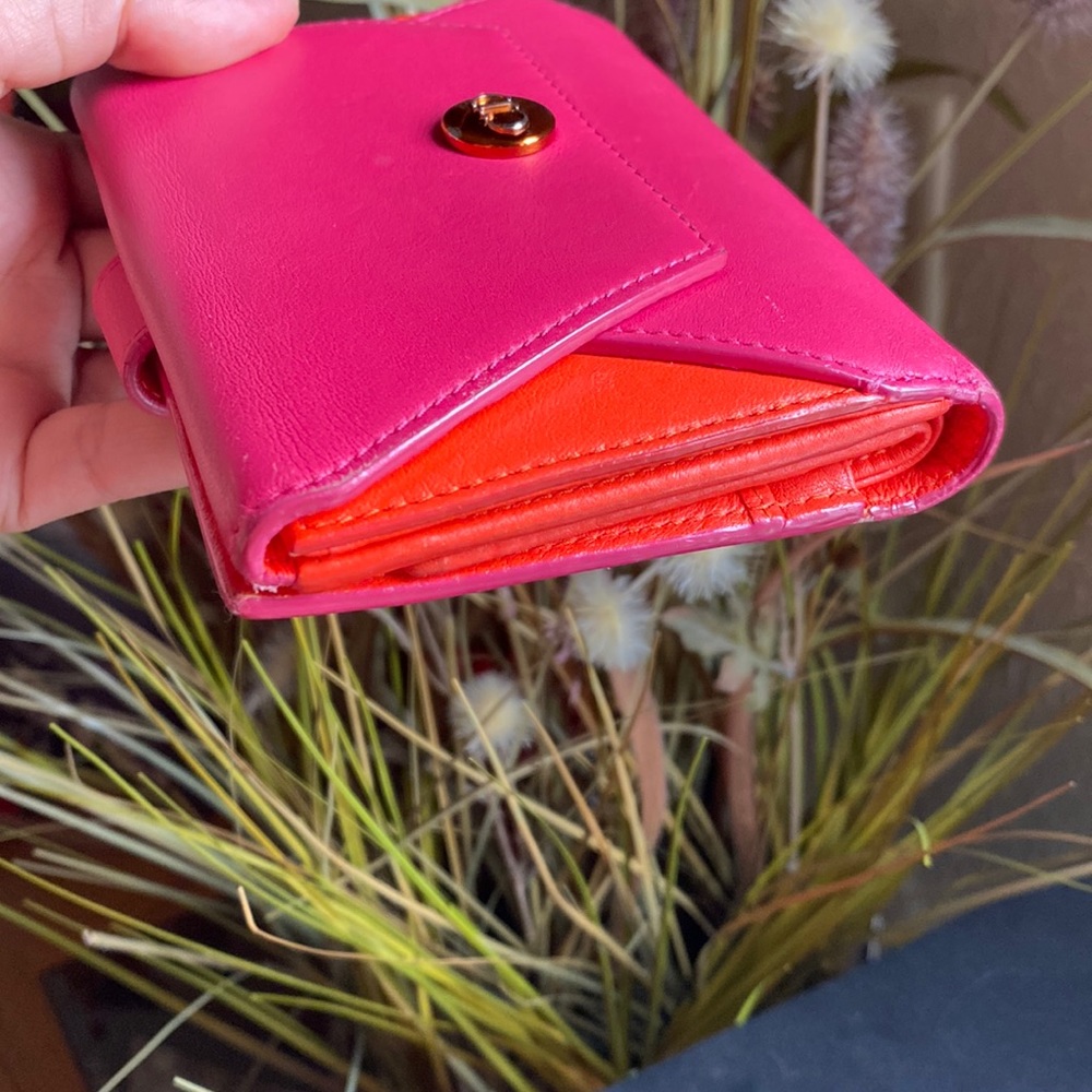 🌸🚫SOLD🚫 Authentic Vintage Christian Dior Leather Bifold Wallet - Picture 6 of 11